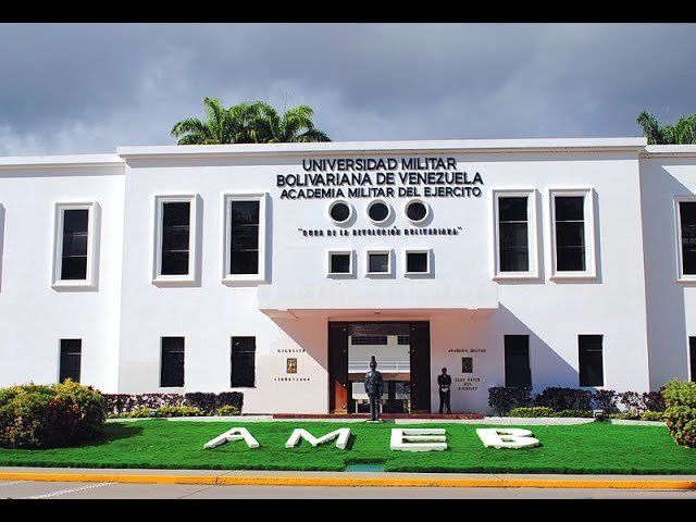 Foto de COMPLEJO DEPORTIVO AMEB